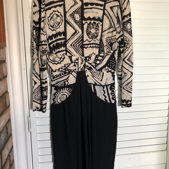 100% Rayon Dress Size 8 - Picture 2 of 4